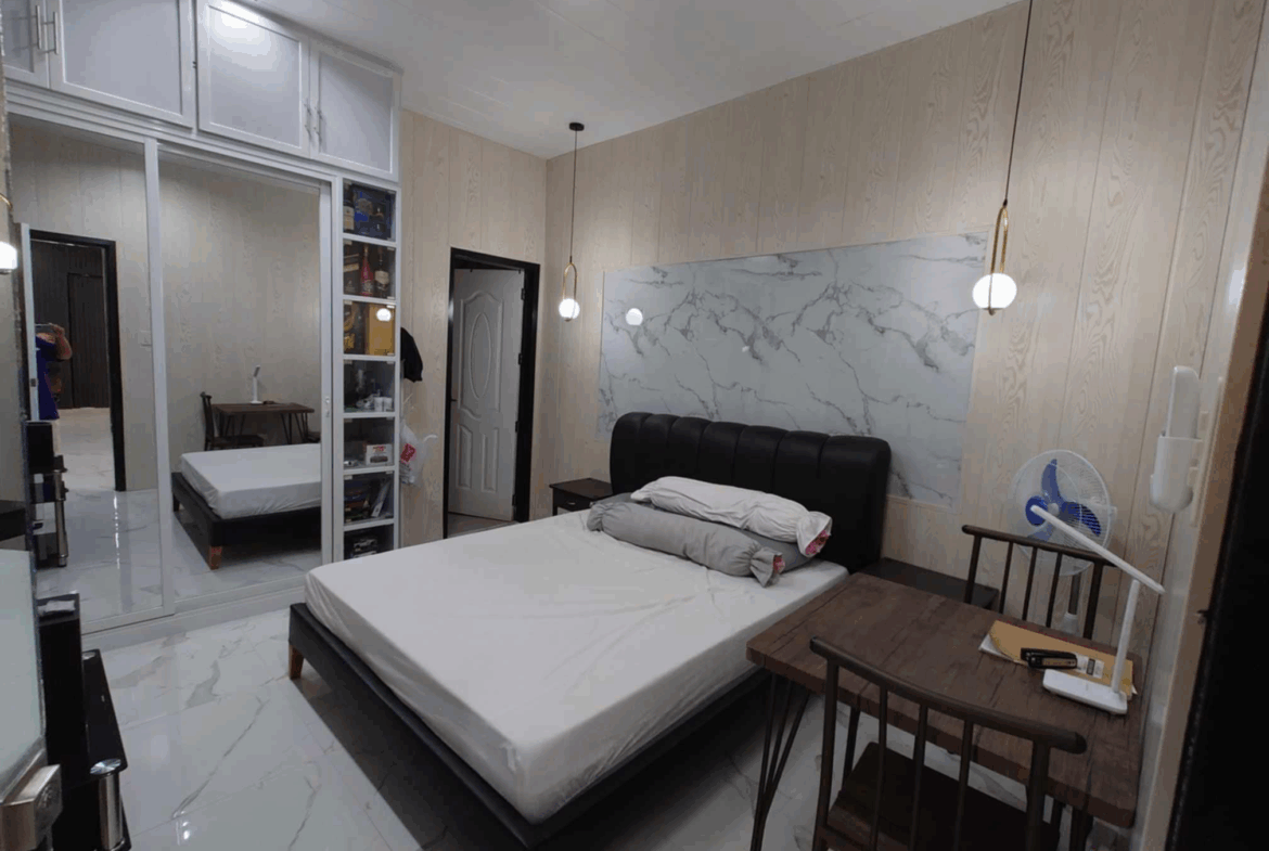 Contemporary House Bedroom in Tabun Mabalacat