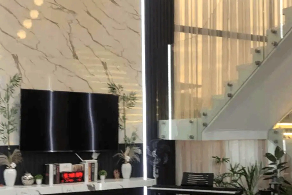 Luxurious Modern Contemporary House for Sale