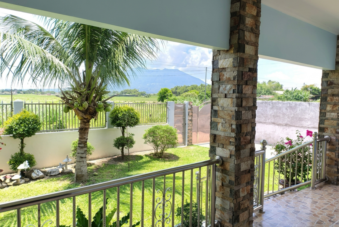 Massive Bungalow Property in Barangay Camias Magalang Pampanga